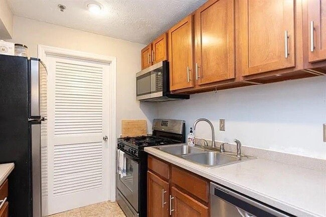 Building Photo - 4630 Vinings Central Run SE