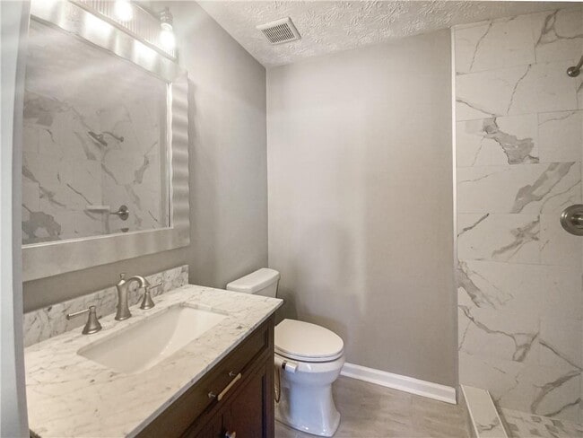 Building Photo - 3168 Canary Ct