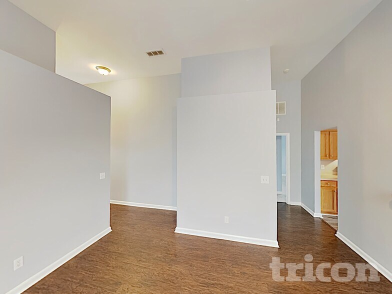 Building Photo - 9635 Poole Rd