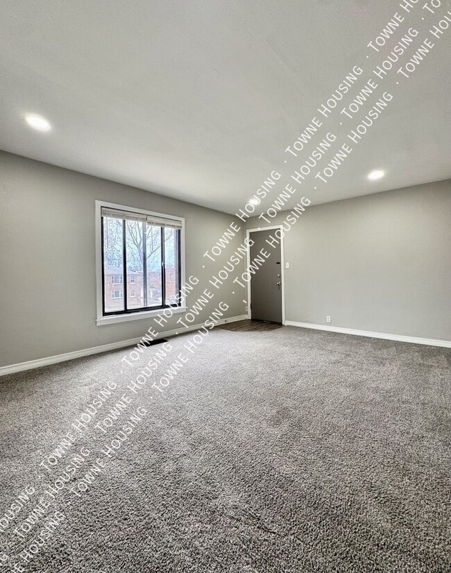 Building Photo - 16 Knowlton Ave