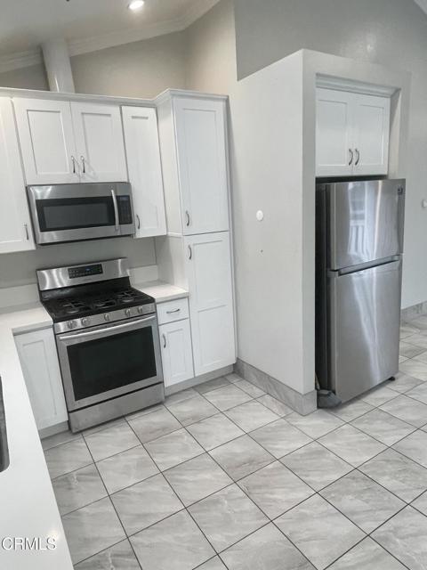 Building Photo - 2598 Seahorse Ave