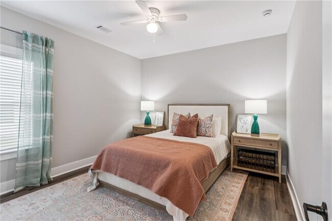 Building Photo - 311 Bottlebrush Walk