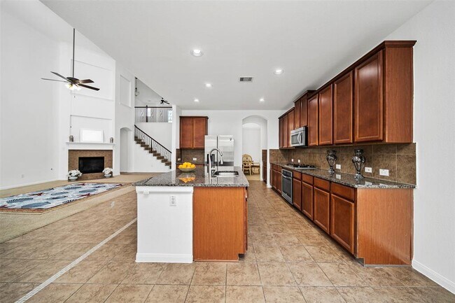 Building Photo - 4663 Rockton Hills Ln