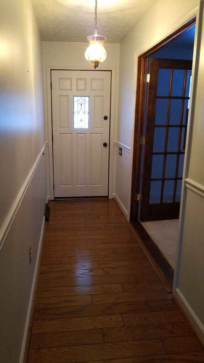 Building Photo - 5049 Babbitt Rd