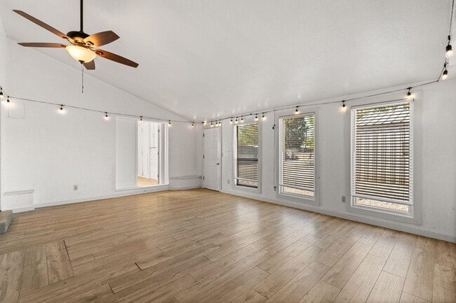 Primary Photo - 136 Velarde Rd NW