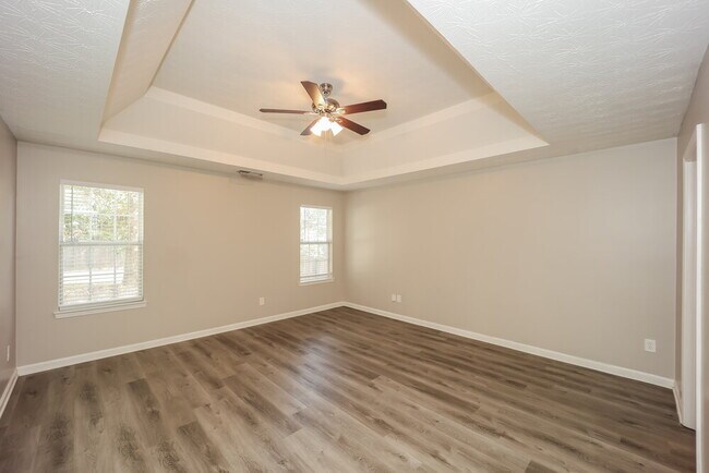 Building Photo - 41 St Charles Pl