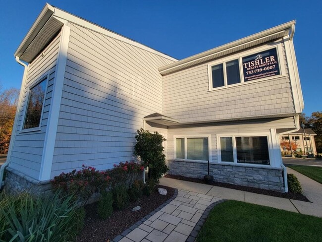 Building Photo - 1 Jodhpur Ct