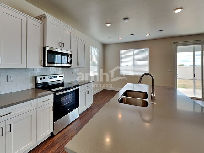 Building Photo - 6615 W Achievement St