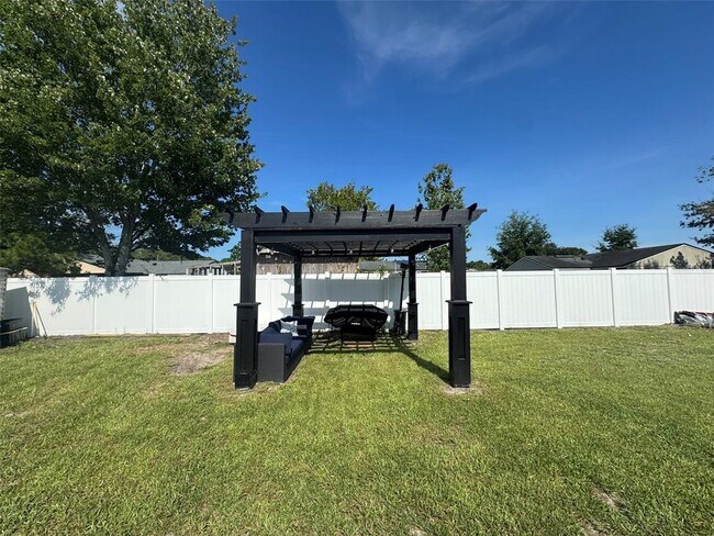 Building Photo - 2409 Minford Pl