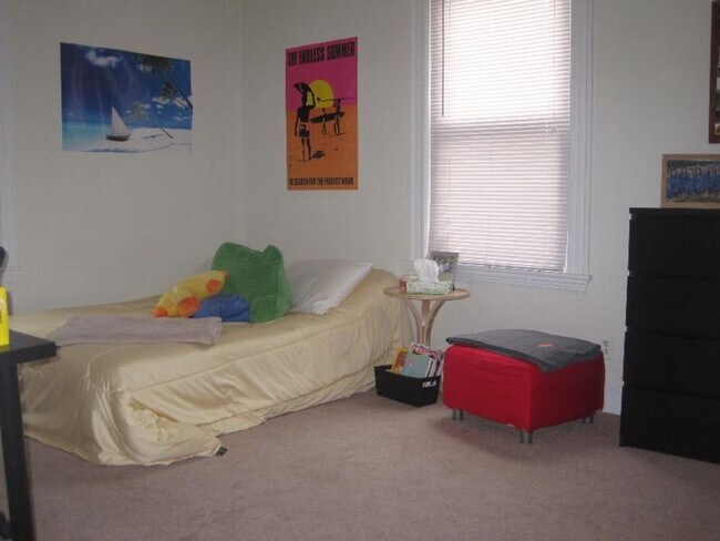 Building Photo - No Brokers Fee, Heat, Hot Water Included, One parking is Included, 2 Porches, Free Laundry
