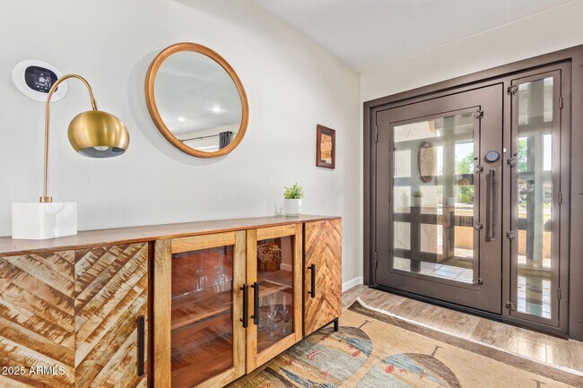 Building Photo - 2118 E Pebble Beach Dr