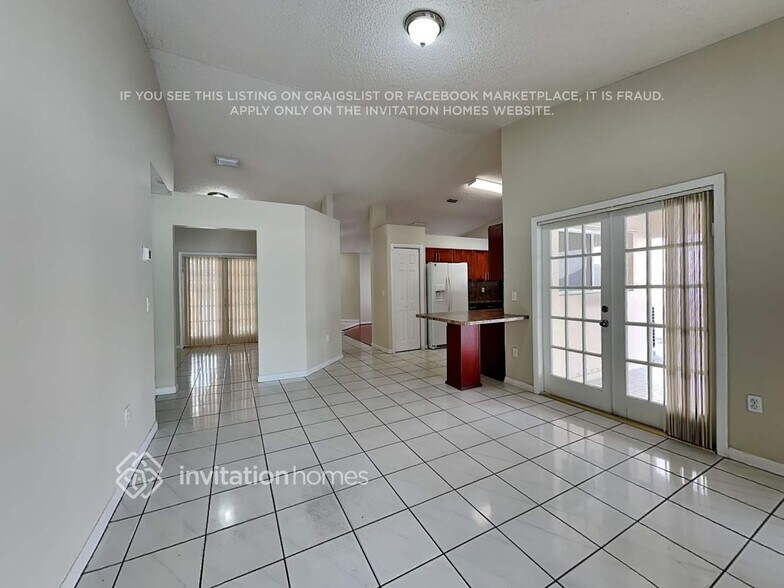 Building Photo - 4711 SW 142nd Ct