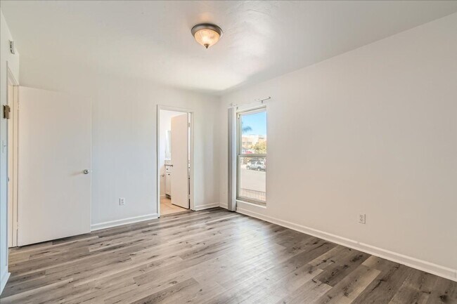 Building Photo - MOVE IN SPECIAL- Live in the Heart of Nort...