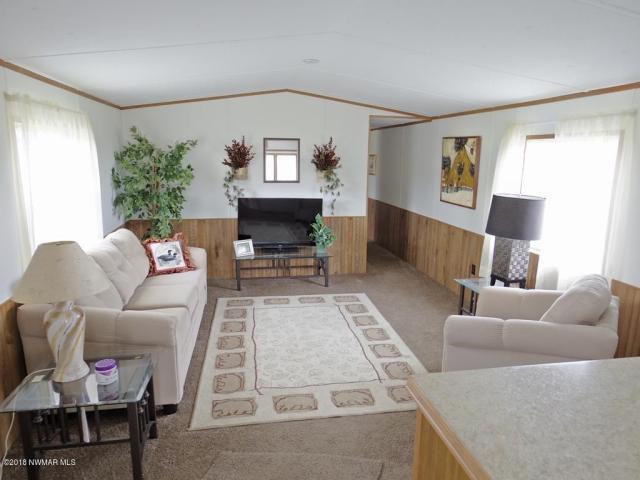 Building Photo - 1324 Augusta Dr NE