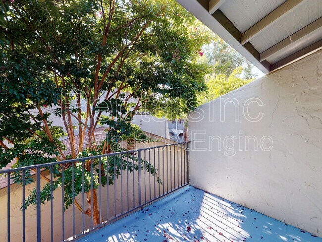 Building Photo - 18213 Happy Ln