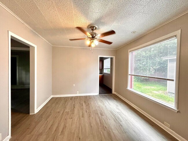 Building Photo - 1783 Sanford St