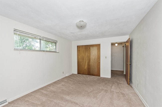 Building Photo - 249 E Oak Cliff Ct