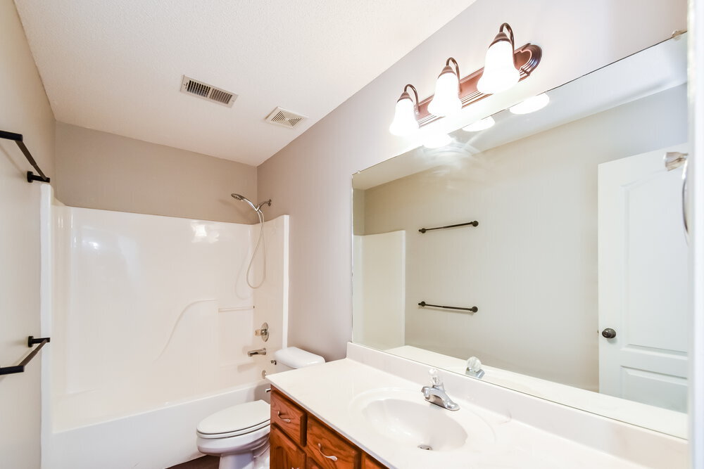 Building Photo - 11616 Leewood Dr