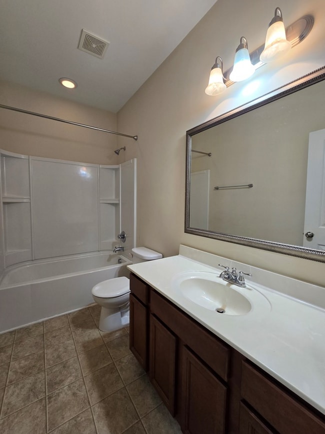 Building Photo - 1833 Talisker Dr