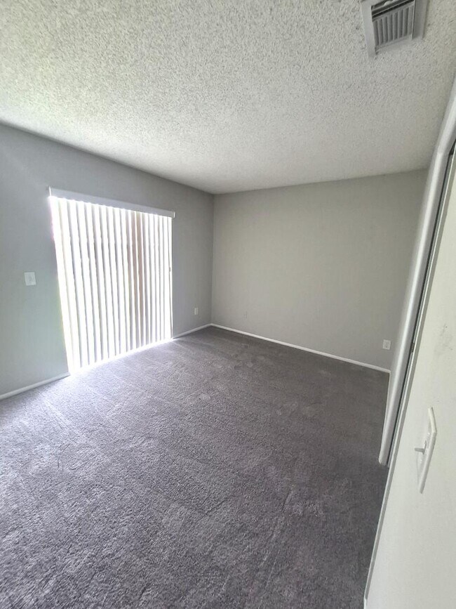 Building Photo - 104 Las Brisas Way