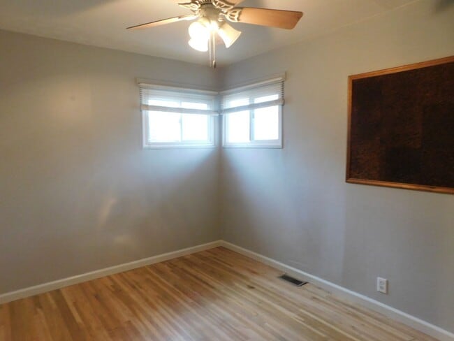 Building Photo - Beautiful 3 Bedroom 1 Bath Home