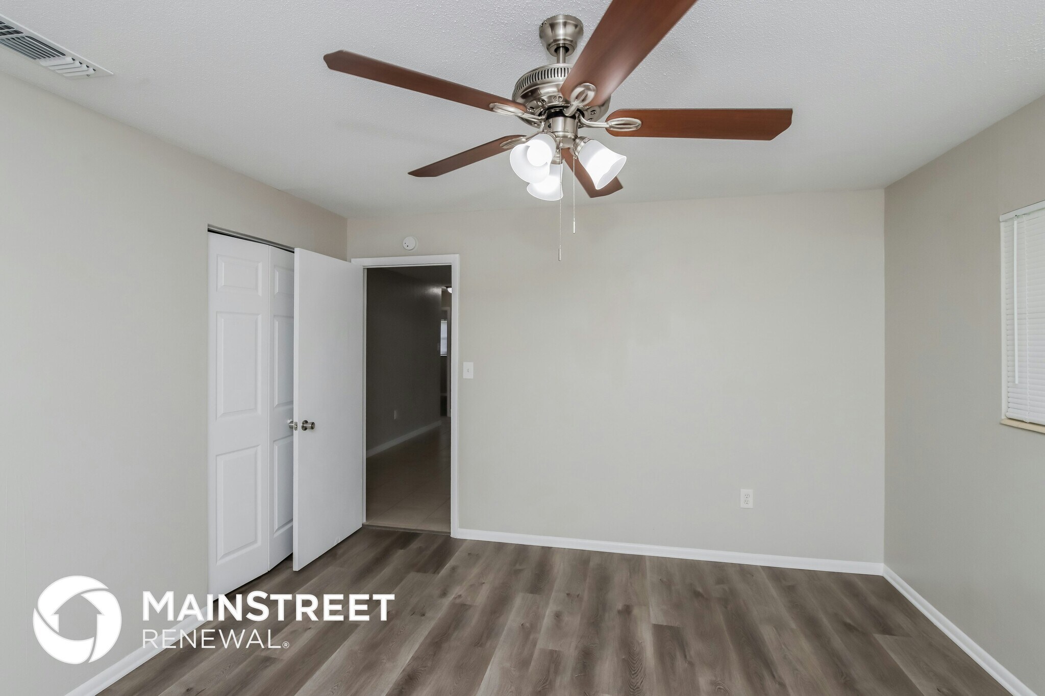 Building Photo - 1607 Albert Dr