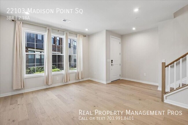 Building Photo - 22103 Madison Pt Sq