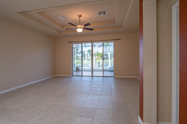 Building Photo - 603 Calamondin Way SW