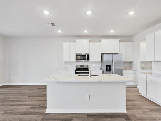 Building Photo - 12044 Kingsley Trl