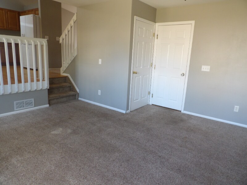 Building Photo - 4979 Butterfield Dr