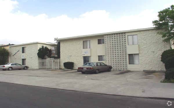 Building Photo - HR Swift