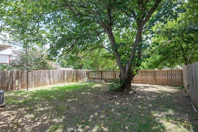 Building Photo - 12931 Marimba Trail