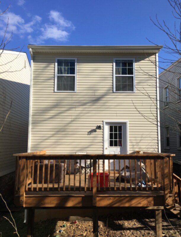 Building Photo - 812 N Harrison St