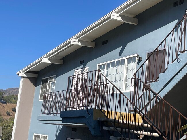 Unit C exterior - 1600 N Verdugo Rd