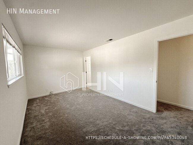 Building Photo - 3297 Woody Ln