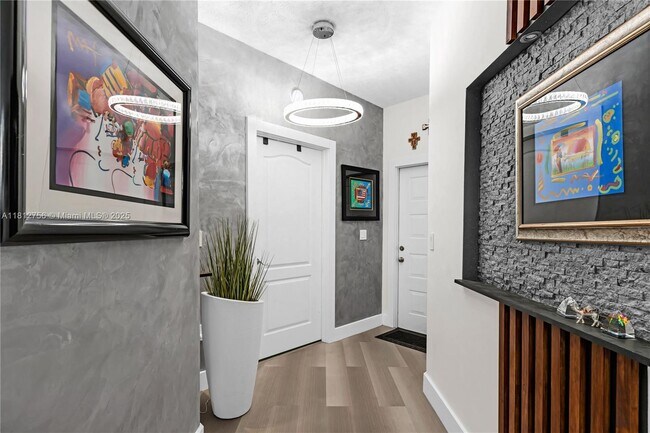 Building Photo - 10750 NW 66th St