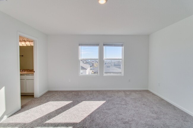 Building Photo - 2216 Bear Peak Dr