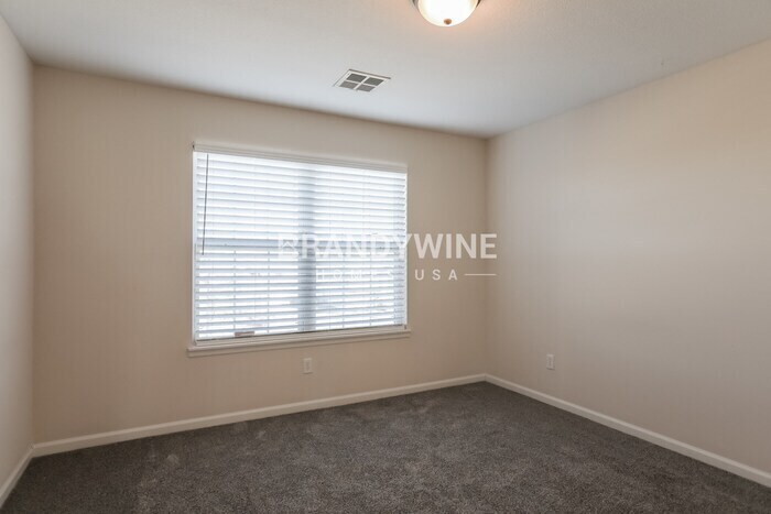 Building Photo - 1403 SW Addie Ln