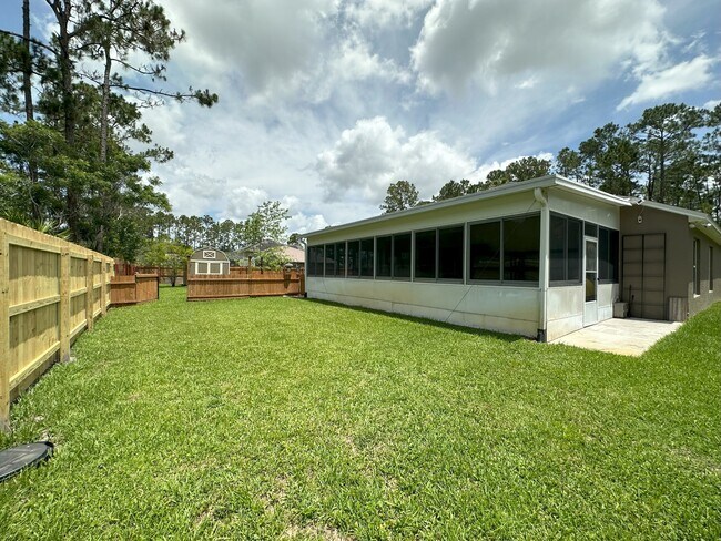 Building Photo - 26 Lloleeta Path