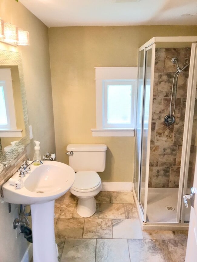 Building Photo - Foster-Powell Charming Bungalow with Bonus Finished Attic Space