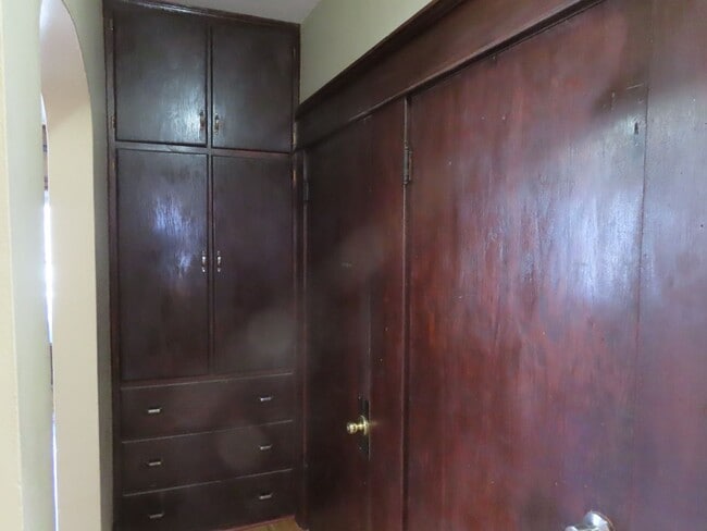 Building Photo - 1114 Rockhill St