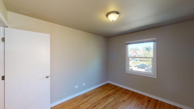 Building Photo - 3420 St Paul St