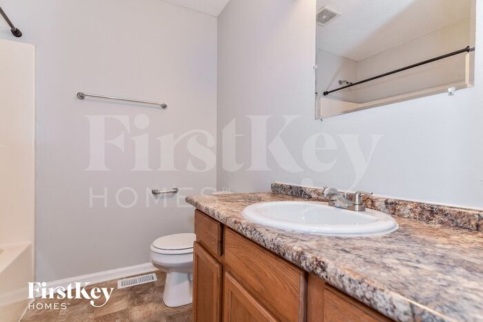 Building Photo - 1116 Fontana Ct