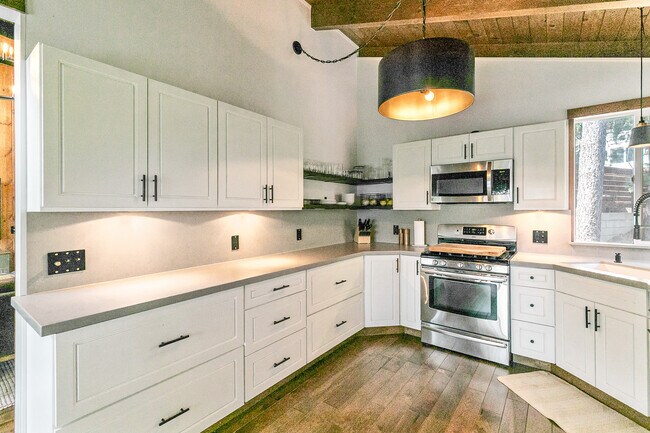 Building Photo - 1239 Portillo Ln