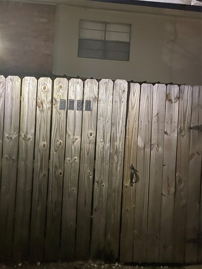 Building Photo - 9535 Clanton St