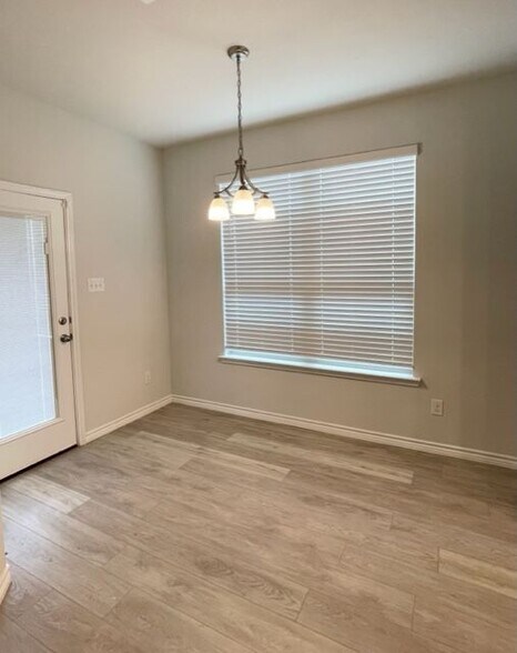 Building Photo - 1051 Toledo Bend Dr