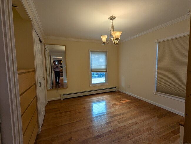Building Photo - 147 Grove St