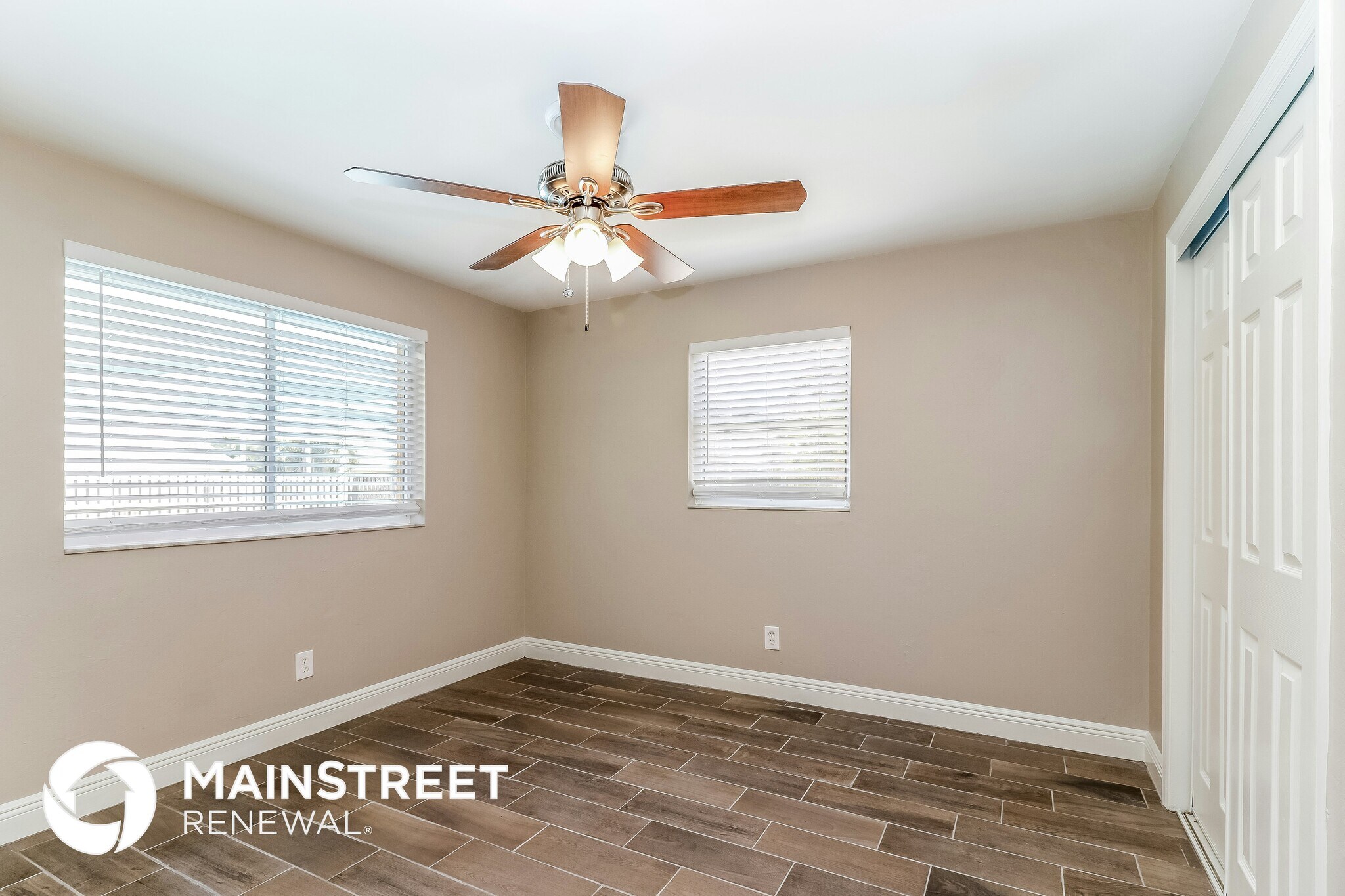 Building Photo - 928 SE 35th St