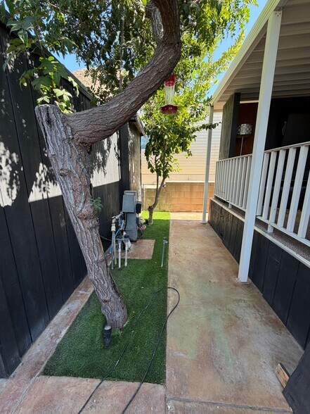 Building Photo - 69333 E Palm Canyon Dr