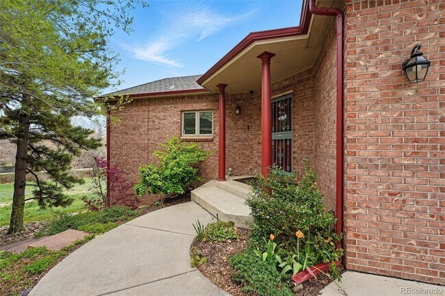 Building Photo - 4212 E Orchard Pl
